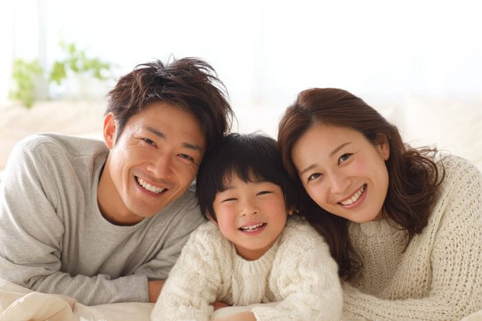 レンタル布団で寝る家族